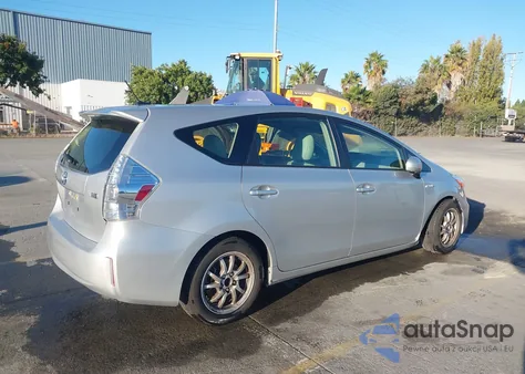 2014 Toyota Prius V Three z USA, uszkodzony, nr VIN JTDZN3EU2EJ011864